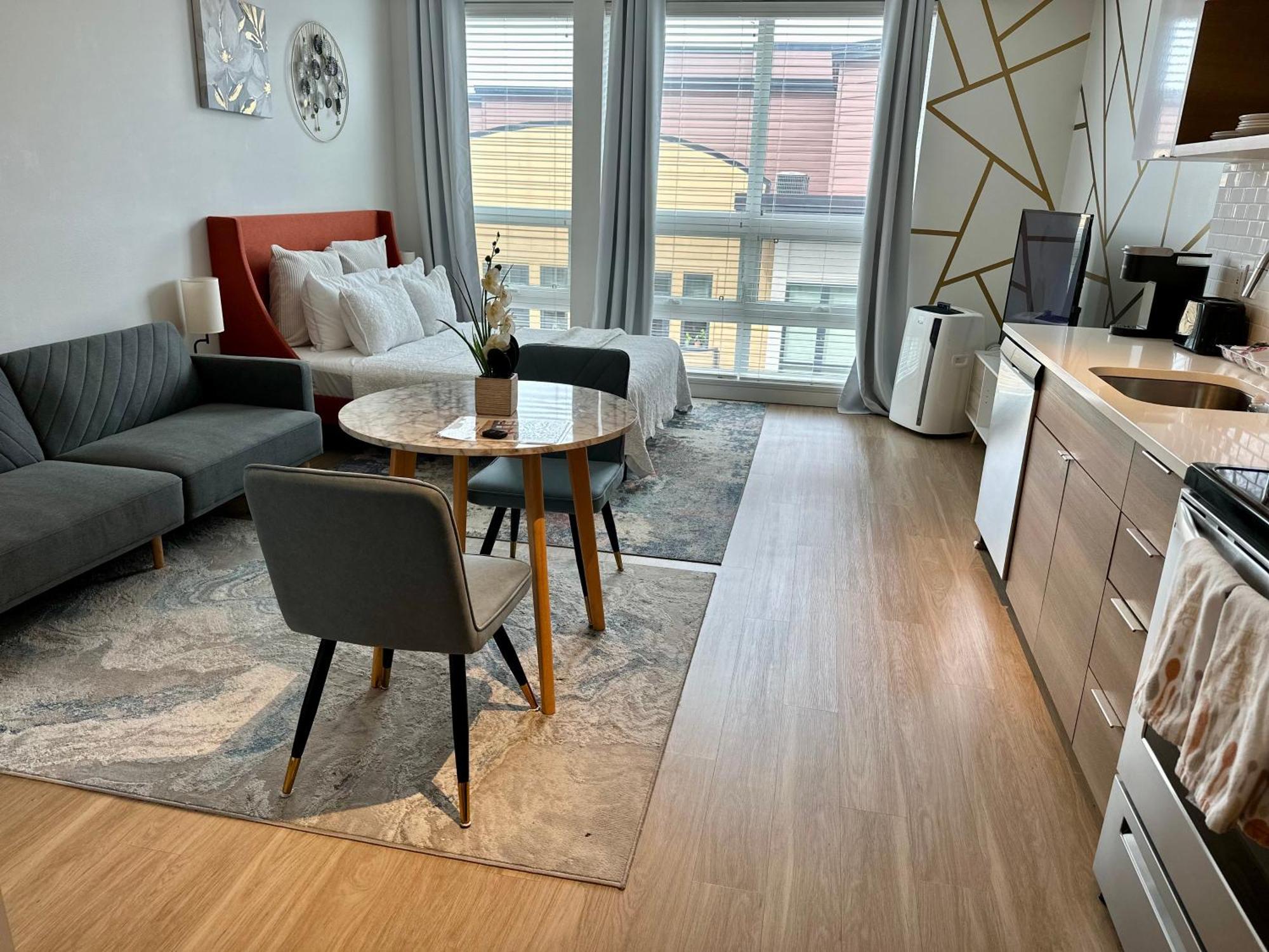 Top Luxury Lifestyle- Downtown Tacoma Near Everything Convention Center And More Bagian luar foto