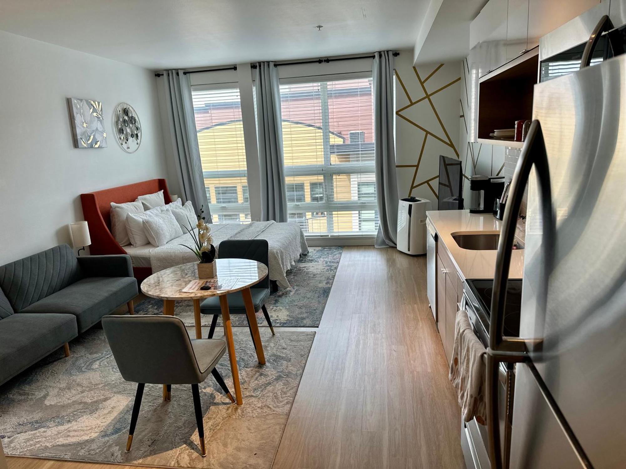 Top Luxury Lifestyle- Downtown Tacoma Near Everything Convention Center And More Bagian luar foto
